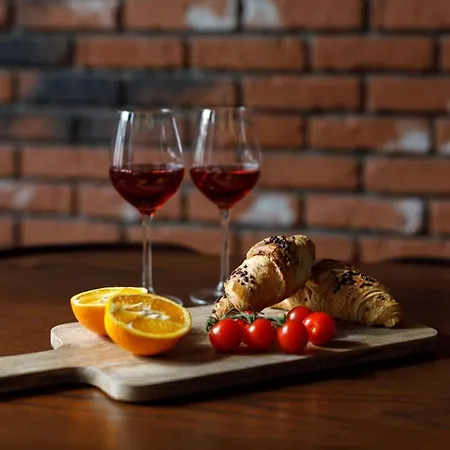 Close-central - Main Rail Station - Kosciuszki 28 アパート