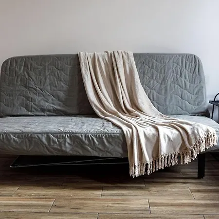 Close-central - Main Rail Station - Kosciuszki 28 *