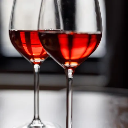 Close-central - Main Rail Station - Kosciuszki 28 *